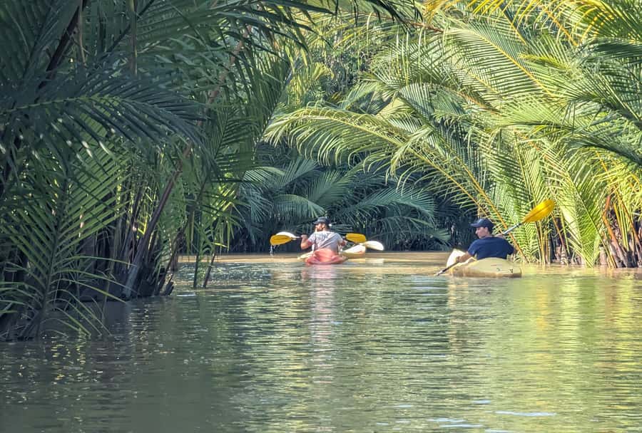 Kampot's Countryside & Kayak Tour, Pepper Farm include Lunch - Entering the cave and finding a 6th-century temple