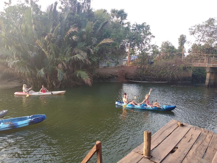 Kampot's Countryside & Kayak Tour, Pepper Farm include Lunch - Secret Lake and a pause in the middle of the day