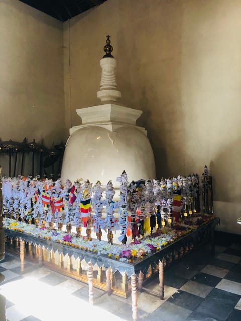 Kandy privet day tour with pinnawala and Tea plantation - The Temple of the Tooth in central Kandy
