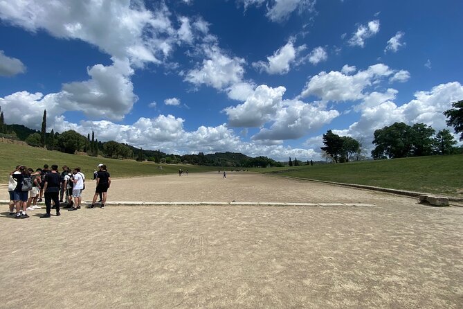 Katakolon 7hour tour : Olympia-Honey Farm-Winery-Beach - How the private format changes the day