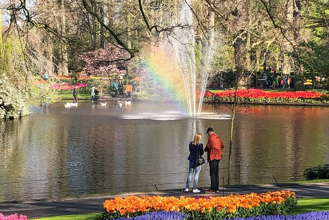 Keukenhof, Tulip Farm, Flower Fields & Zaanse Schans Windmills - How the private vehicle changes the day