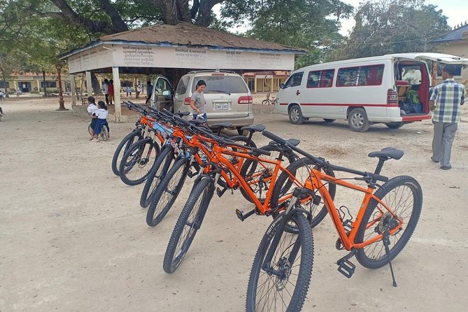 Killing Field & Paddy Rice Fields Tuk Tuk Adventure - From your hotel to Chambak Bet Meas Pagoda
