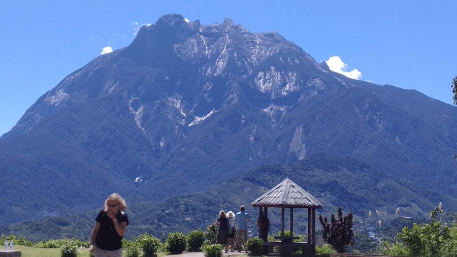Kundasang: Day Tour with Desa Dairy Farm and Alpaca Club - Kundasang gives you a proper break