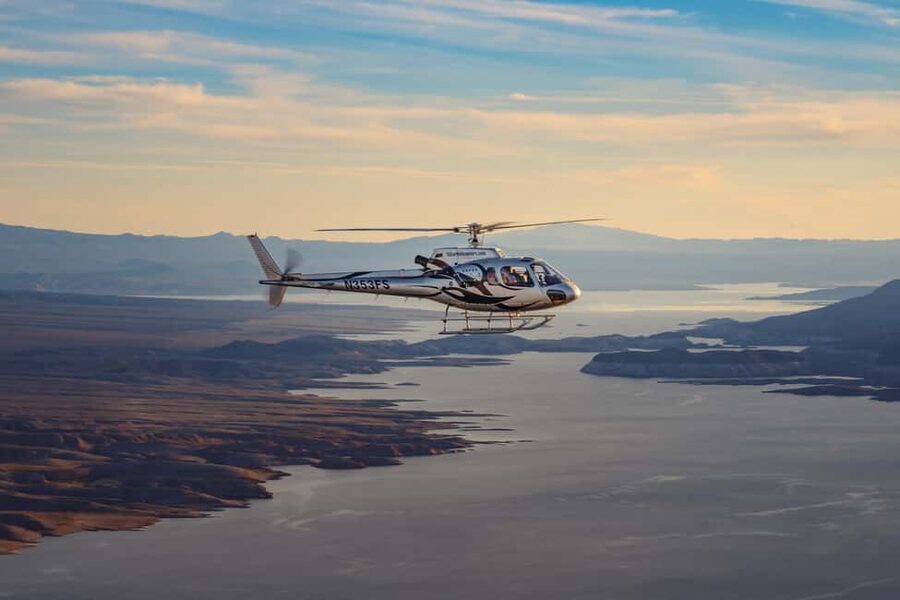 Las Vegas: Grand Canyon Helicopter Western Ranch Adventure - The opening flight over Las Vegas and Hoover Dam