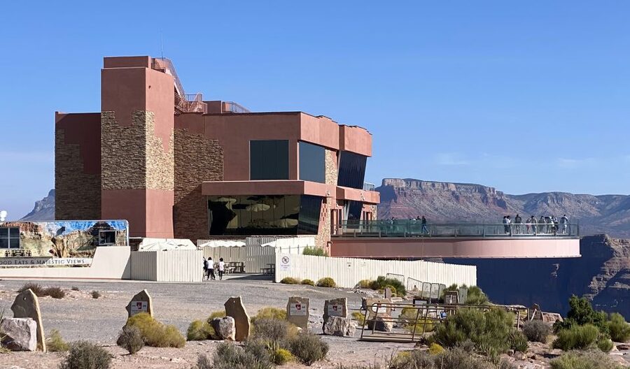 Las Vegas:Grand Canyon West Tour, Ranch Lunch, Skywalk Entry - Hualapai culture and the value of a guided visit