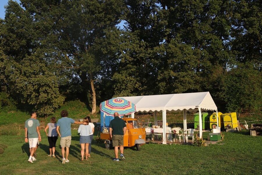 Lazise: Beekeeping Farm Tour and Tasting Experience - Why families may enjoy this farm visit