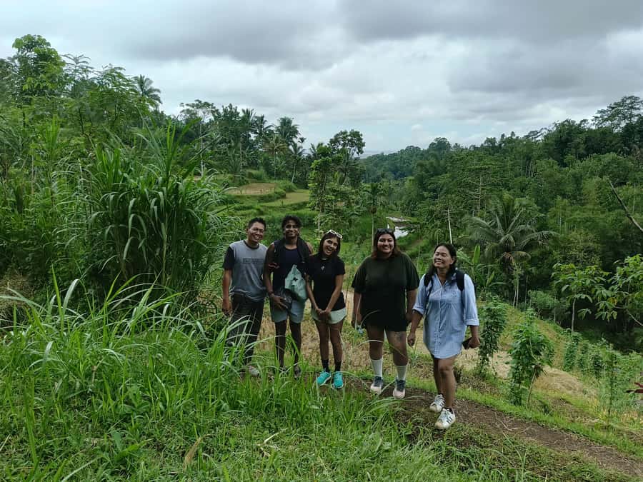Lombok: Tetebatu Village and Rice Fields Guided Tour - The morning road to Tetebatu