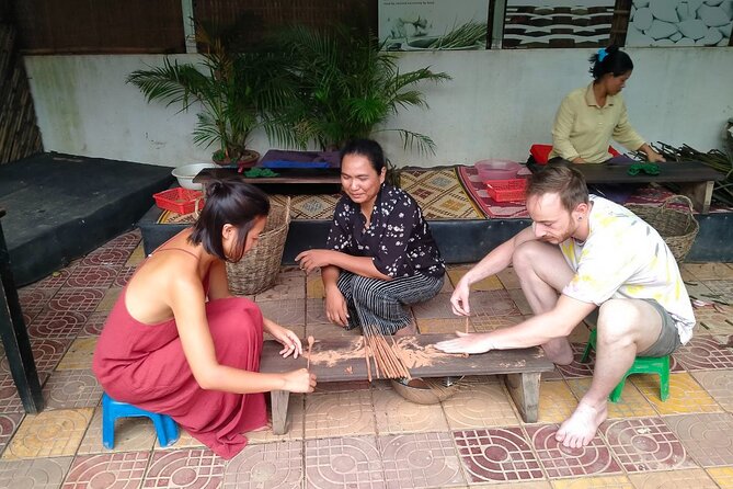 Lotus Silk Farm: Discover Learn and Experiment the Lotus Flower - Who should book this farm visit?