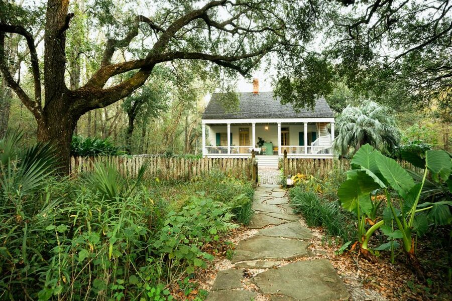 Louisiana: Laura, Oak Alley, or Whitney Plantation Tours - Three plantations, three very different visits
