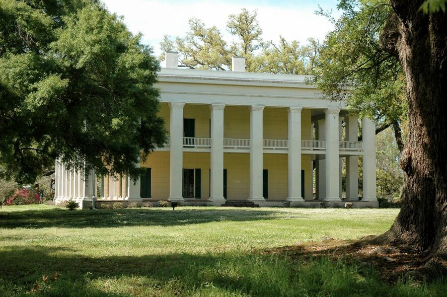 Louisiana: Laura, Oak Alley, or Whitney Plantation Tours - Should you book this plantation tour?