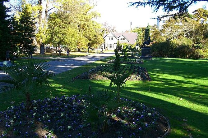 Lyttelton Cruise Excursions: Christchurch Sightseeing with Sheep Farm - Mona Vale, gardens beside the river