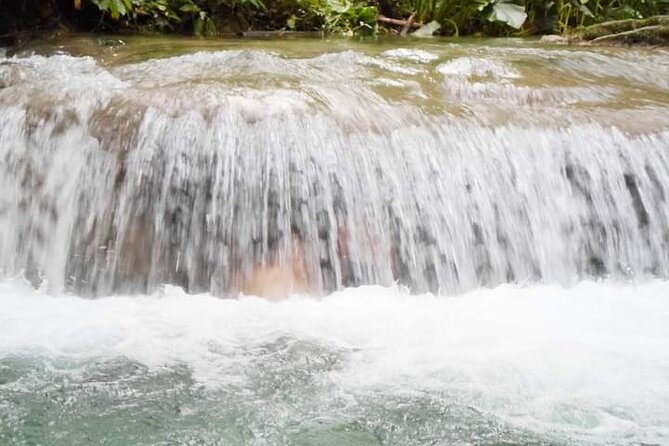 Mayfield Falls, Blue Hole & Rick's Café Tours/Weed Farm option - Guides and group size affect the feel