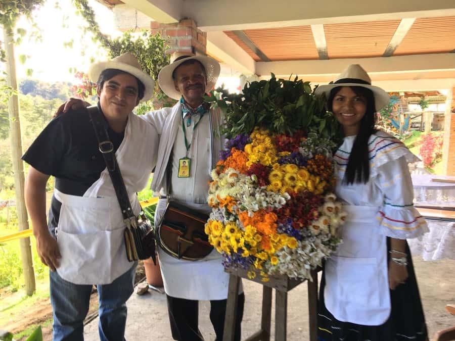 Medellín: Flower Farm & Silletero History Tour - Language, comfort, and basic planning