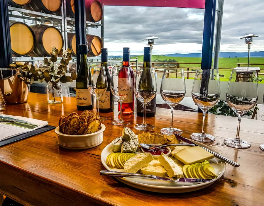 Melbourne: Yarra Valley Wine, Choc, Farm Fresh, Gin Tour - Key points at a glance