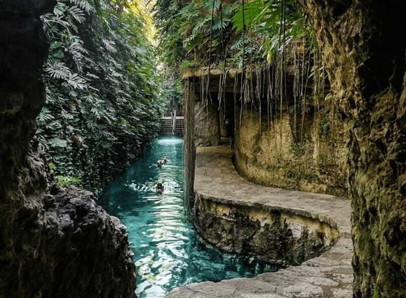 Mérida: Hacienda & Cenote Mucuyche Guided Tour - Entering the Azul Maya Cenote