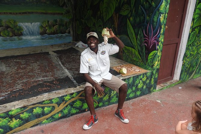 Monkeyland and Plantation Safari from La Romana - Who will enjoy this La Romana excursion most