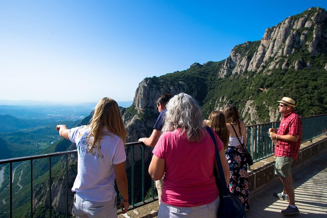 Montserrat & Winery Visit Tour with Traditional Farmhouse Lunch - How the guides shape the day
