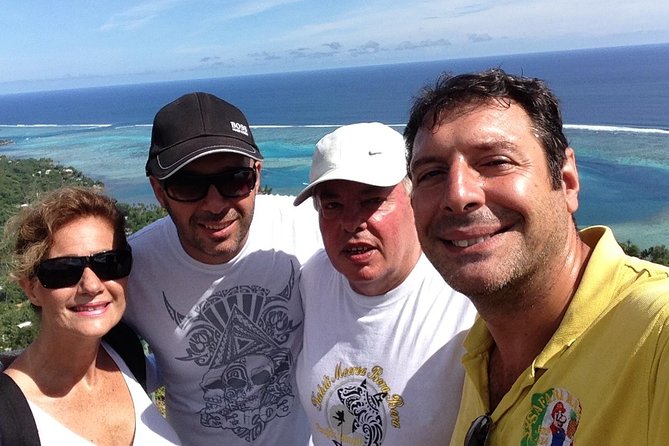 Moorea 4WD Tour Inc. Belvedere, Pineapple Farm, Magic Mountain... - Magic Mountain gives you Moorea’s money shot