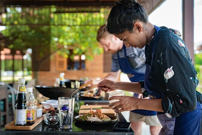 Morning Thai Cooking with Grandma - Market Visit & Farm Tour - Who Will Enjoy This Chiang Mai Cooking Class