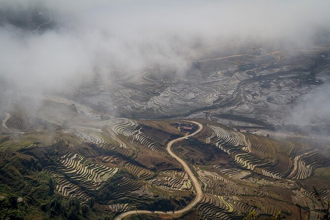 Mountain views & Rice Terraced Fields Hiking – 2D 1N - Ta Van brings Hmong and Giay communities together