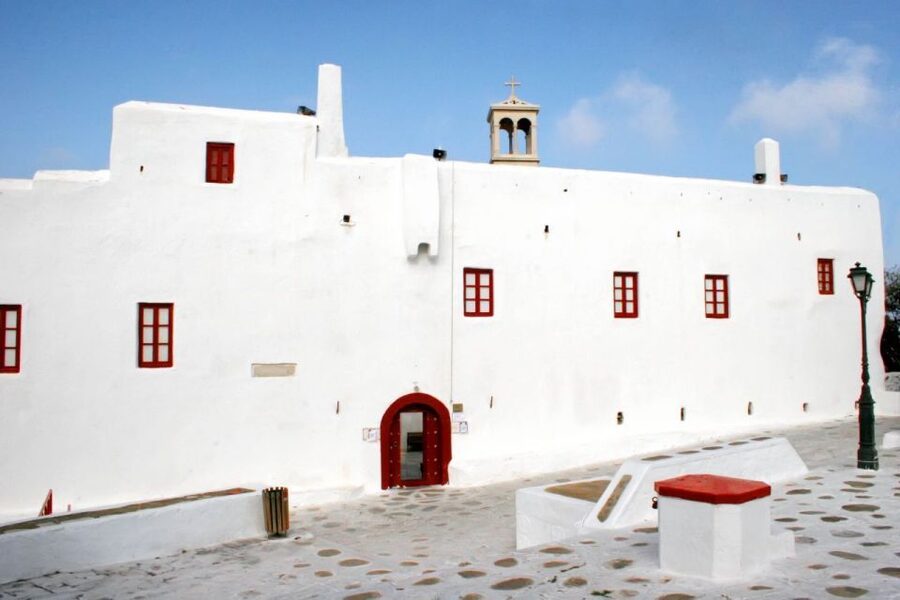 Mykonos: Farm, Ano Mera Village, and Beaches Guided Tour - The Mykonian Spiti farm and its local table