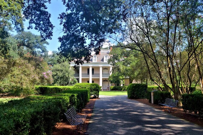 N’awlins Luxury: Laura, Oak Alley or Whitney Plantation Tour w/Transportation - Laura Plantation and Louisiana Creole life