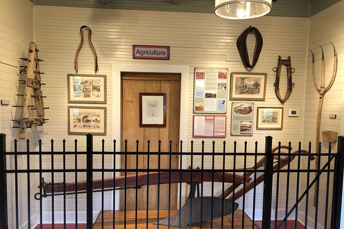 N’awlins Luxury: Laura Plantation Tour w/Transportation - The museum adds needed daily detail