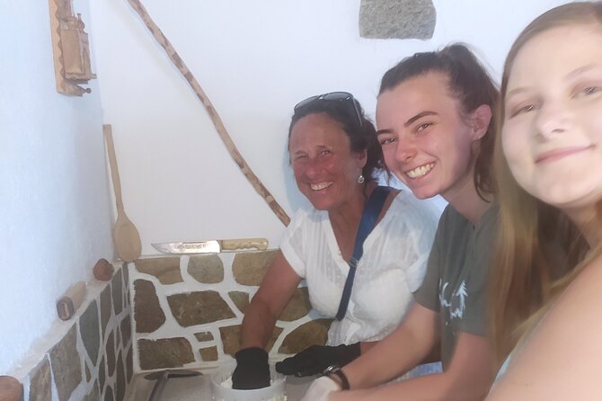 Naxos Farm Experience and cheese making - Why private transport changes the value