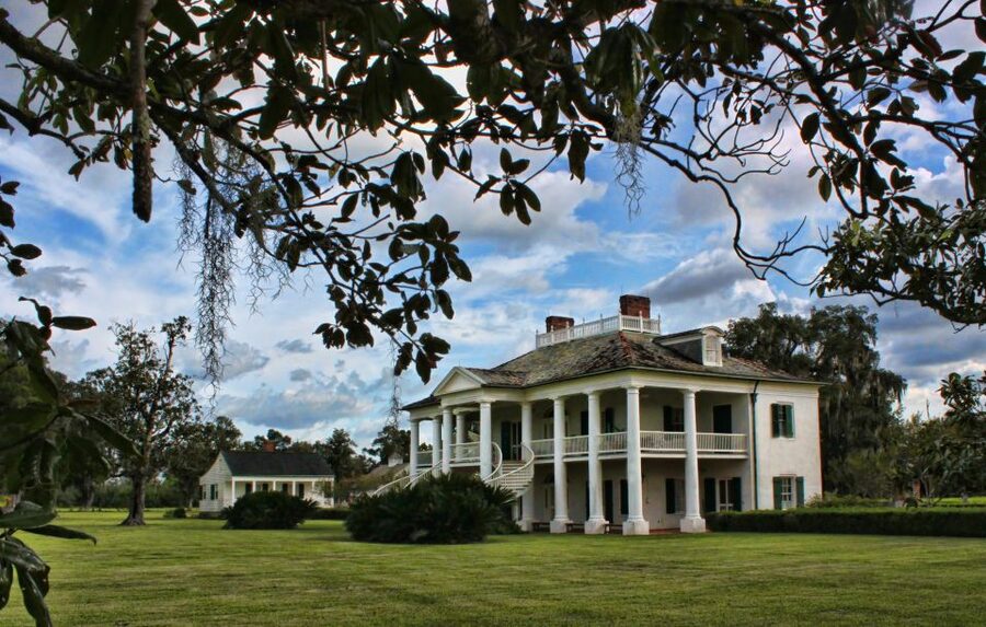 New Orleans: Destrehan Plantation, Houmas House & Lunch - Key points at a glance