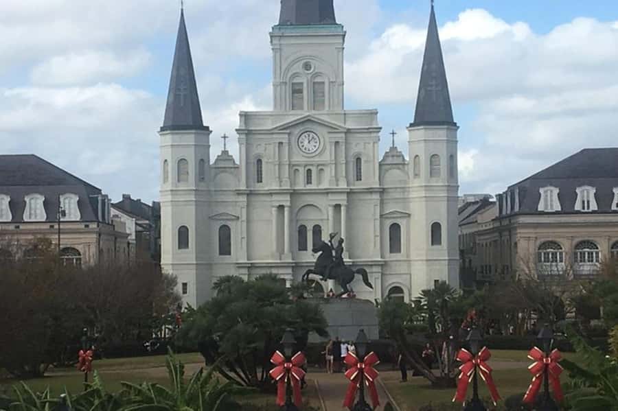 New Orleans: Laura Plantation and Airboat Tour - From sugar plantation to Louisiana swamp