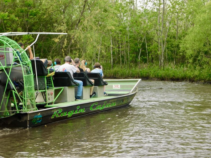 New Orleans: Oak Alley or Laura Plantation & Airboat Tour - Key points at a glance