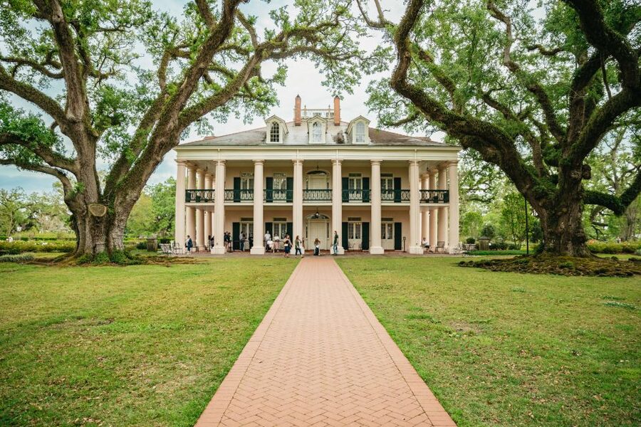 New Orleans: Oak Alley Plantation and Swamp Cruise Day Trip - Why this Oak Alley and bayou combination works