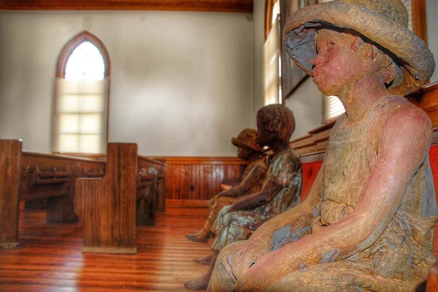 New Orleans: Whitney Plantation Tour with Transportation - Adding the Manchac Swamp boat trip