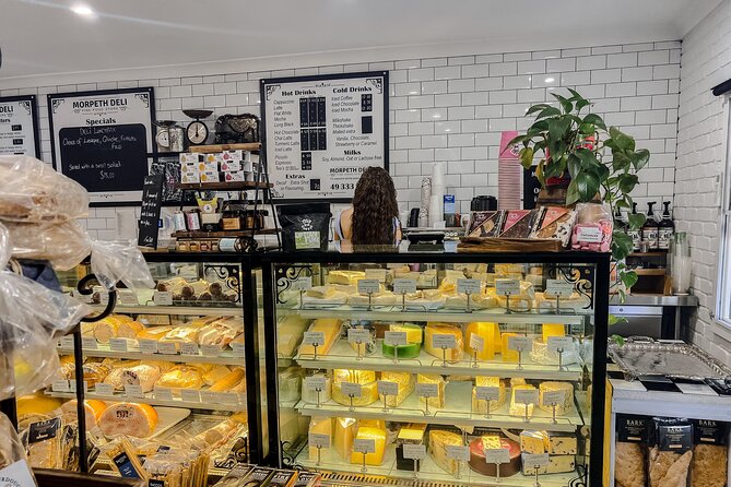 Newcastle: Country Towns River & Farm Tour with BBQ - Craft beer at Tinshed Brewery in Dungog
