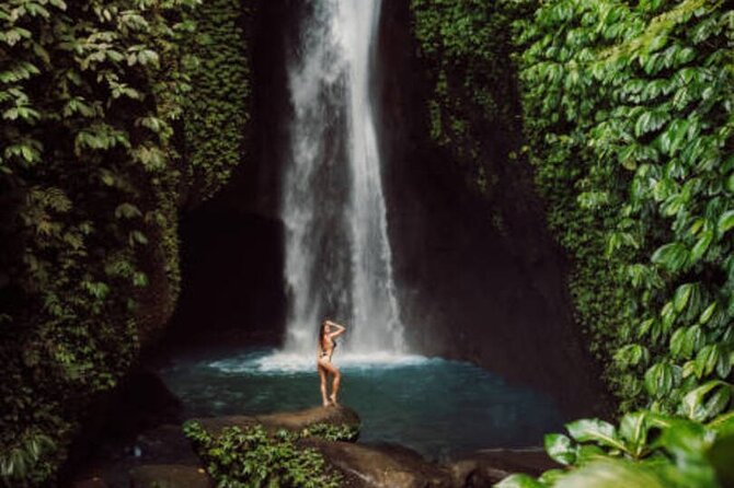 North Bali Nature Escape Rice Terraces, Temples & Waterfall - Ulun Danu Beratan and the calm of Lake Beratan