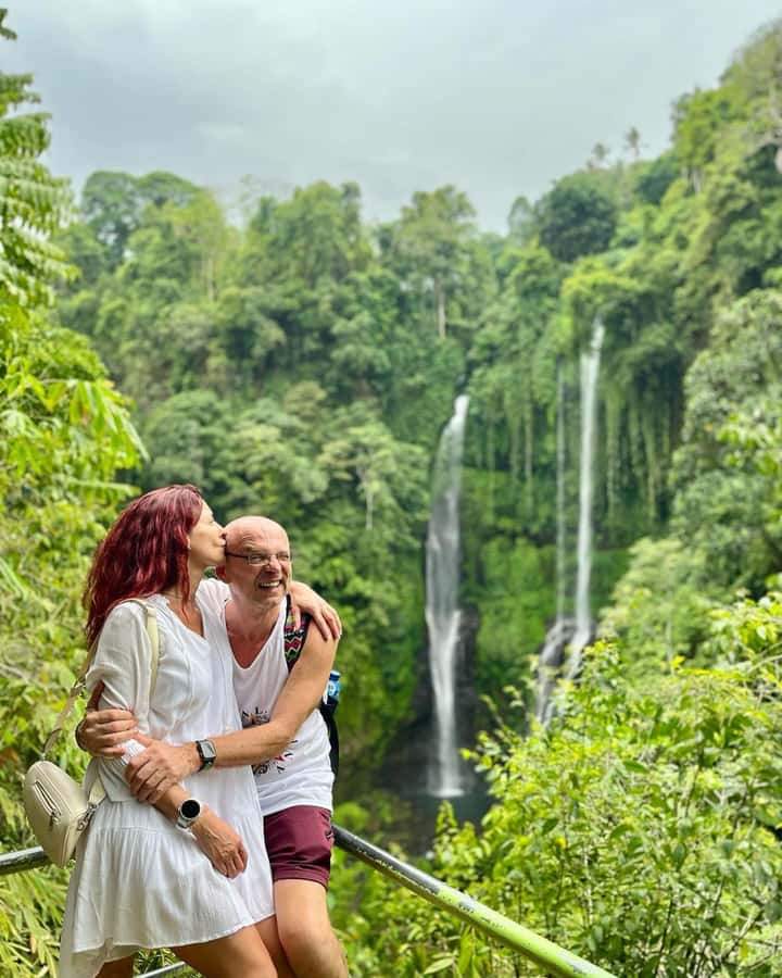 North Bali: Sekumpul and Banyumala Waterfalls & Rice Terrace - Lunch, coffee, and useful side stops