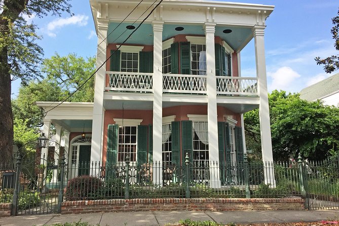 Oak Alley Plantation and New Orleans City and Cemetery Tour - Esplanade Avenue and the Garden District