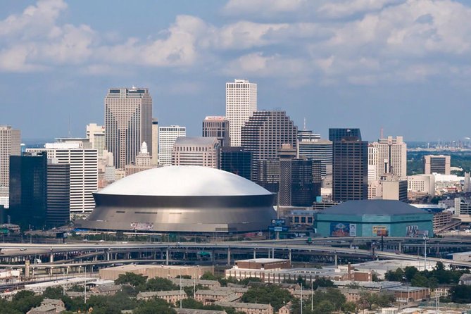 Oak Alley Plantation and New Orleans City Tour - The Drive to Oak Alley Plantation