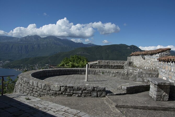Olive oil farm to fork experience & short walking tour of Kotor - Start with Kotor’s old stones