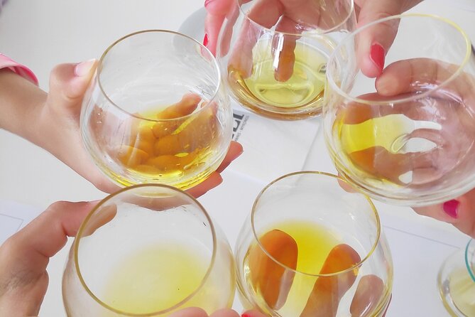 Olive Oil Tasting at the Mykonian Farm - Learning the language of Greek olive oil