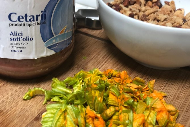 Organic cooking class with a sommelier in an Olive and wine farm - Key points at a glance