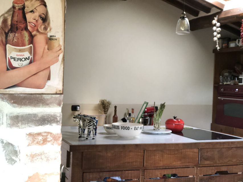 Paciano: Organic Cooking Class at a Farm with Lunch & Wine - Cooking at Il Fontanaro near Paciano