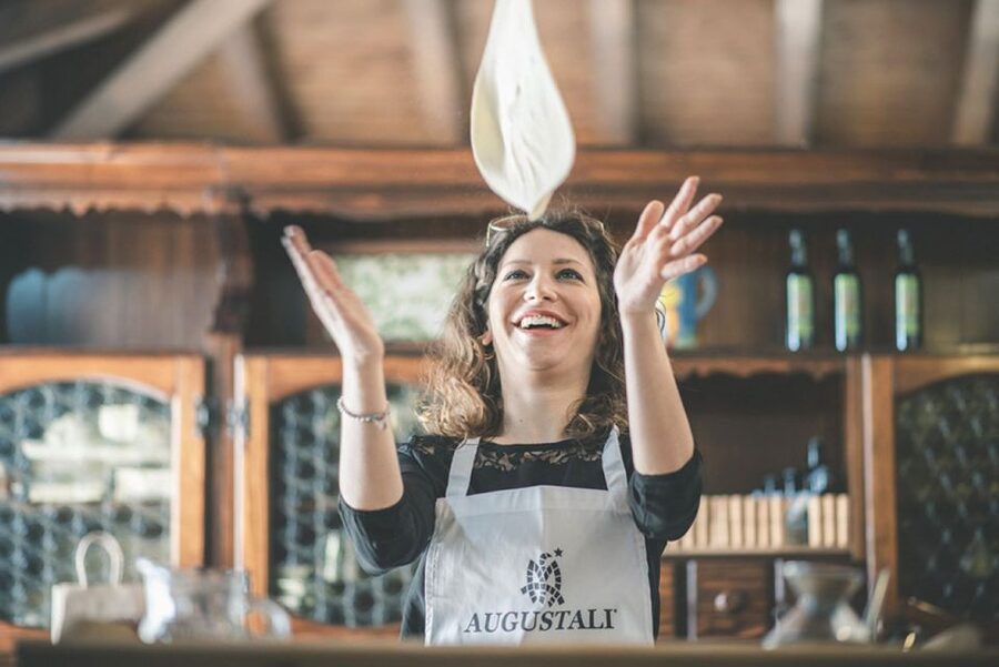Partinico: Pizza-Making Class on an Organic Farm with Wine - Who will enjoy this Partinico outing