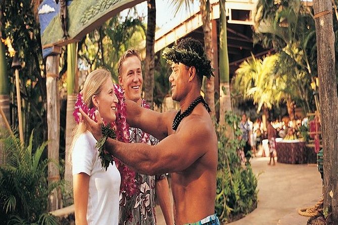 Pearl Harbor, Dole Plantation, Polynesian Center from Waikiki - The Polynesian Cultural Center needs your remaining energy