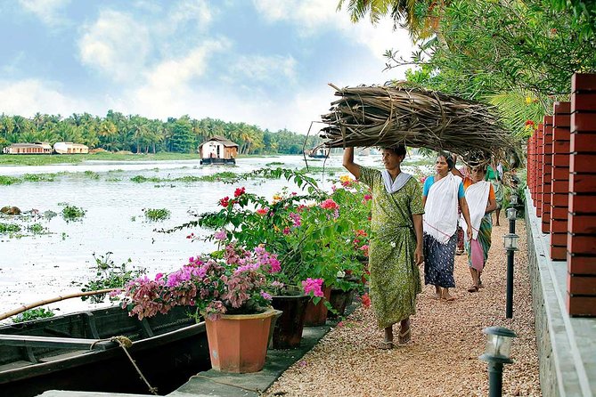 Philipkutty's Farm Culinary Tour including Lunch and Cooking Demo - Key points at a glance