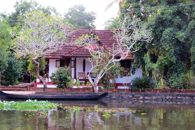 Philipkutty's Farm Culinary Tour including Lunch and Cooking Demo - Who should book this experience