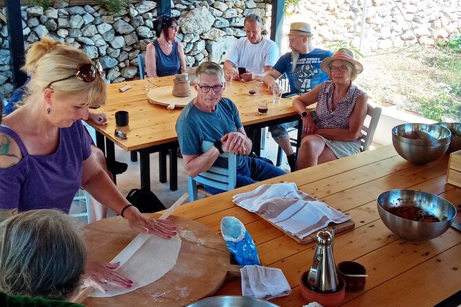 Phyllo Pies Baking Class @ Lefkada Micro Farm - Weather, booking, and the $144.05 question