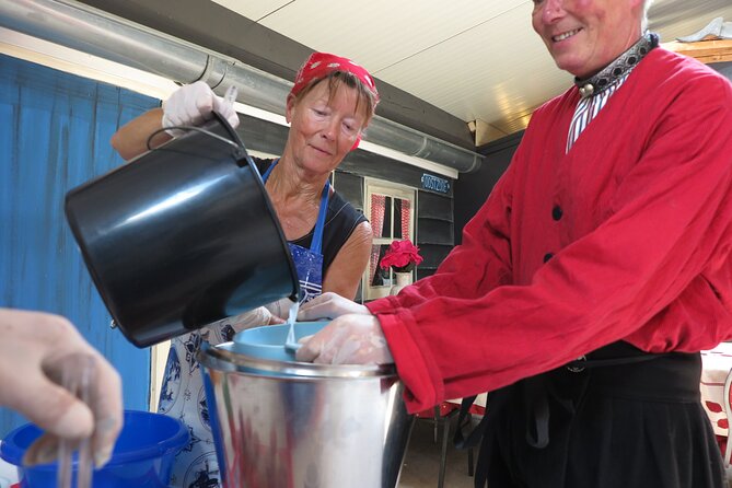 Private Farmhouse Cheesemaking Workshop - Should you book the Simonehoeve workshop?
