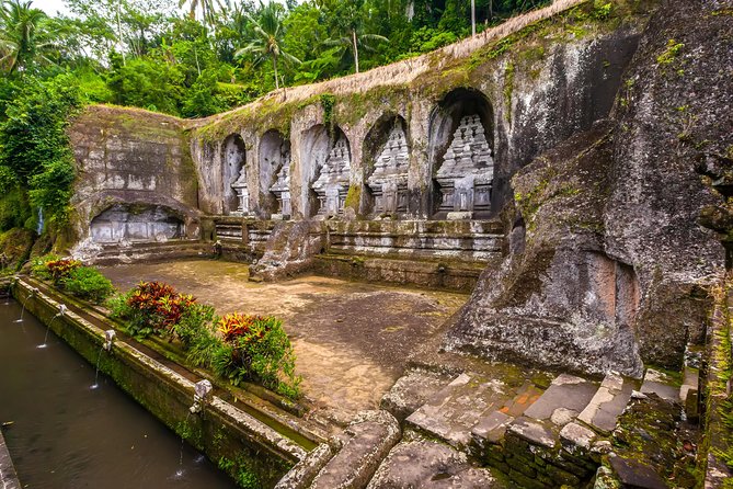 Private Full-Day Tour: Balinese Temples and Rice Terraces - Gunung Kawi and its long stairway to the river