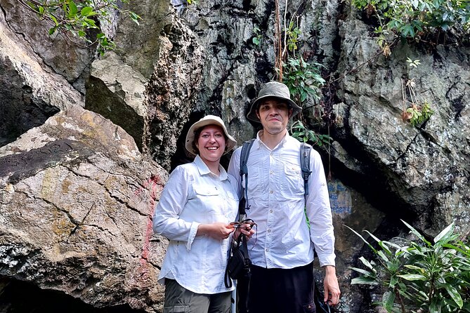 Private Kampot Countryside Tour & Pepper farm, Kep/Crab Market - Phnom Chhngok Cave Temple and the 7th-century shrine